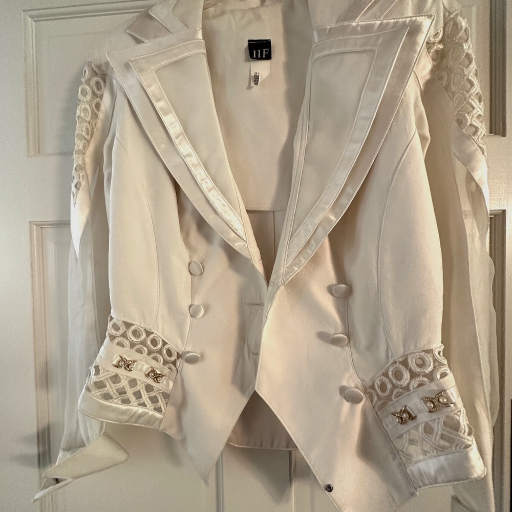 Womens cream dressy top